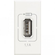 BTICINO HD4285C1  Axolute lader USB 750mA 1 mod wit  EAN: 8005543587164   Op bestelling, geen terugname