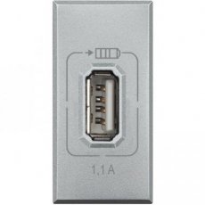 BTICINO HC4285C1  Axo USB-lader 1.1A 1 module  EAN: 8005543587157   Op bestelling, geen terugname